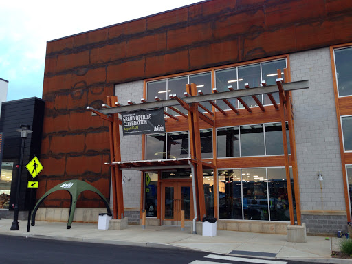 Outdoor Sports Store «REI», reviews and photos, 161 Town Square Pl, King of Prussia, PA 19406, USA