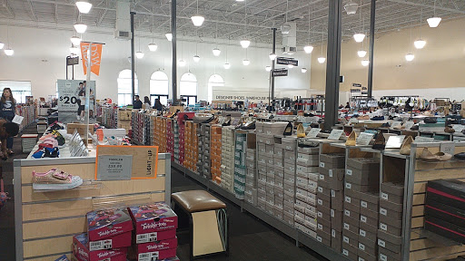 Shoe Store «DSW Designer Shoe Warehouse», reviews and photos, 19075 Interstate 45 N, Shenandoah, TX 77385, USA