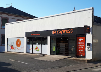 Carrefour Express à Ombrée d'Anjou