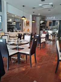 Atmosphère du Restaurant Café Bovo à Marseille - n°9