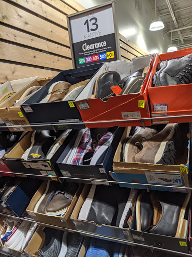 Shoe Store «DSW Designer Shoe Warehouse», reviews and photos, 12997 Fair Lakes Shopping Center, Fairfax, VA 22033, USA