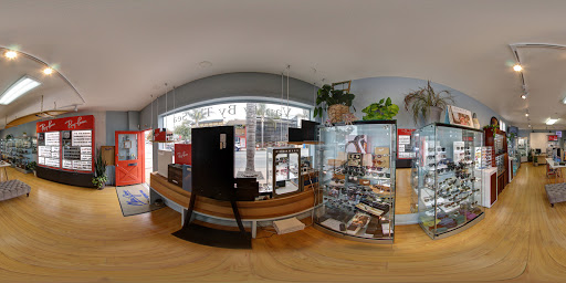 Sunglasses Store «Vanity by the Sea - Sunglass Store», reviews and photos, 215 Capitola Ave, Capitola, CA 95010, USA
