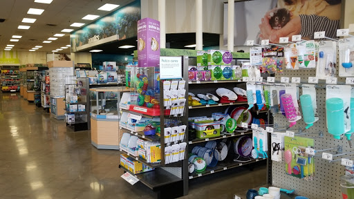 Pet Supply Store «Petco Animal Supplies», reviews and photos, 31419 Pacific Hwy S, Federal Way, WA 98003, USA