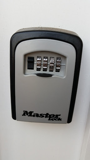 Bagel Shop «Einstein Bros. Bagels», reviews and photos, 54 S Washington St, Hinsdale, IL 60521, USA