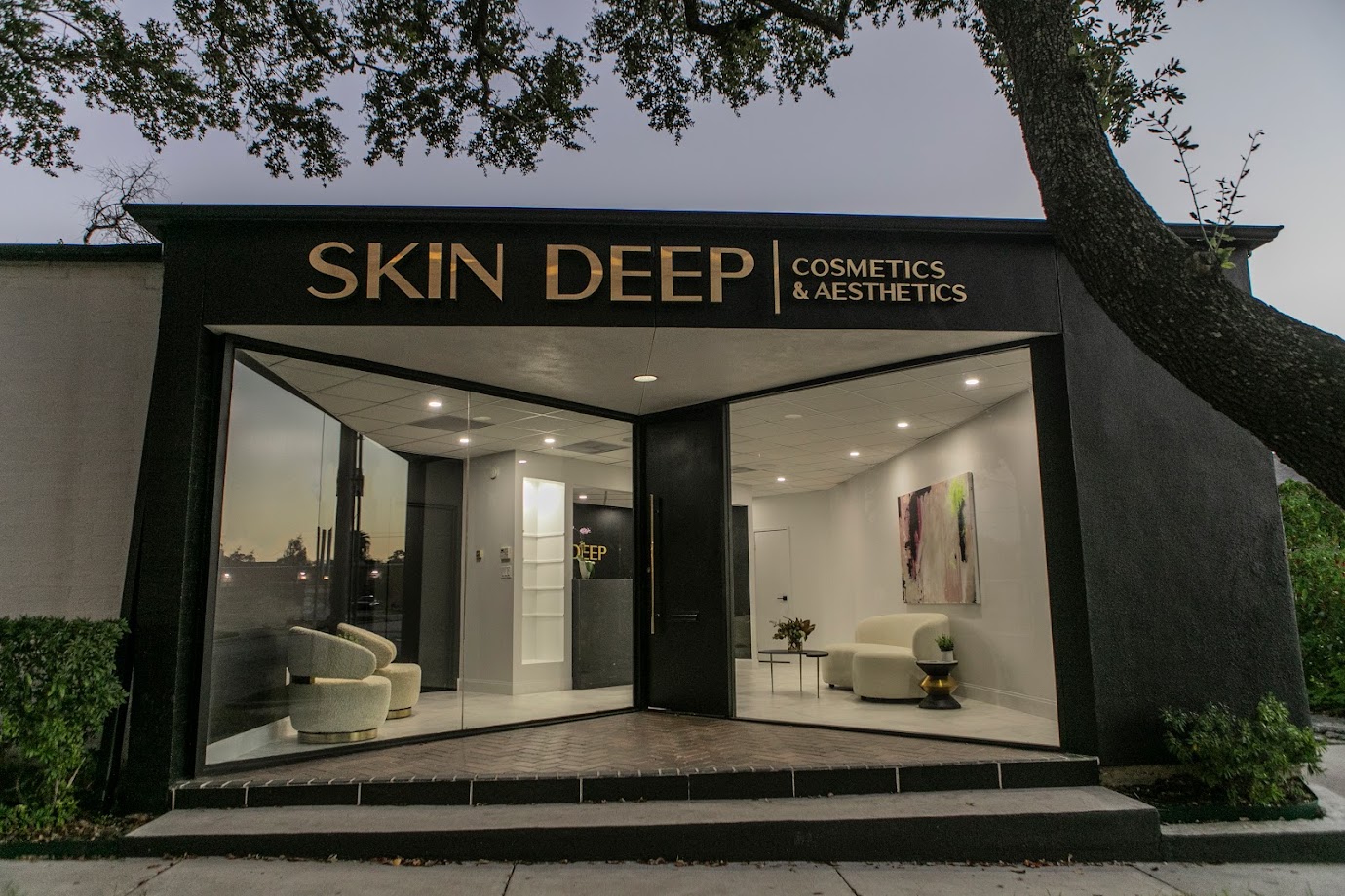 Skin Deep Cosmetics & Aesthetics Unisex