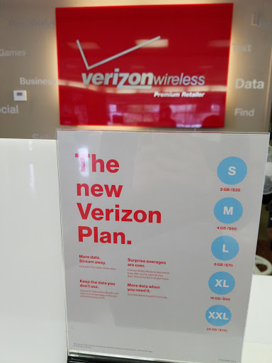 Cell Phone Store «Verizon Wireless - College Point», reviews and photos, 132-07 14th Ave, College Point, NY 11356, USA