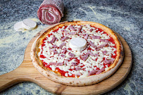 Plats et boissons du Pizzas à emporter Pizza Autentica box Saint-Privat - n°14