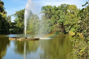 Pavillon im Palmengarten image