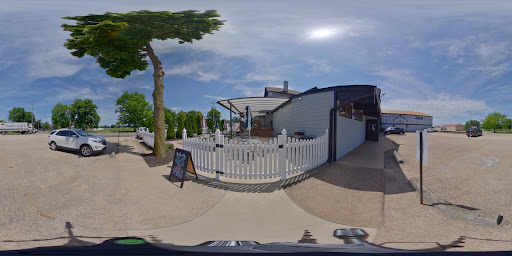 Winery «Firelands Winery», reviews and photos, 917 Bardshar Rd, Sandusky, OH 44870, USA