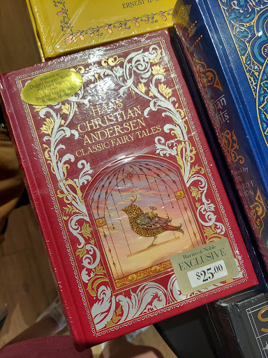 Book Store «Barnes & Noble», reviews and photos, 20600 N Rand Rd, Deer Park, IL 60010, USA