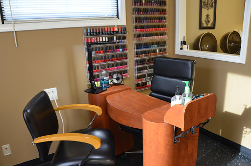Beauty Salon «De Salon», reviews and photos, 278 Clear Sky Ct, Clarksville, TN 37043, USA