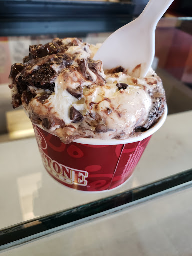 Ice Cream Shop «Cold Stone Creamery», reviews and photos, 101 Mill St #108, Gahanna, OH 43230, USA