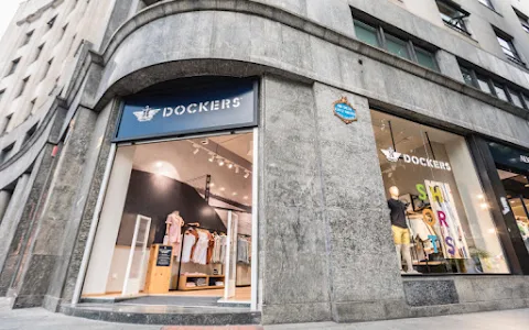 Dockers Store Moyua image