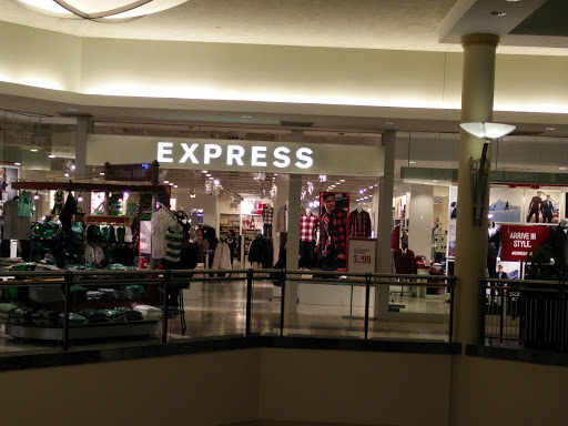 Clothing Store «Express», reviews and photos, 1250 Baltimore Pike, Springfield, PA 19064, USA