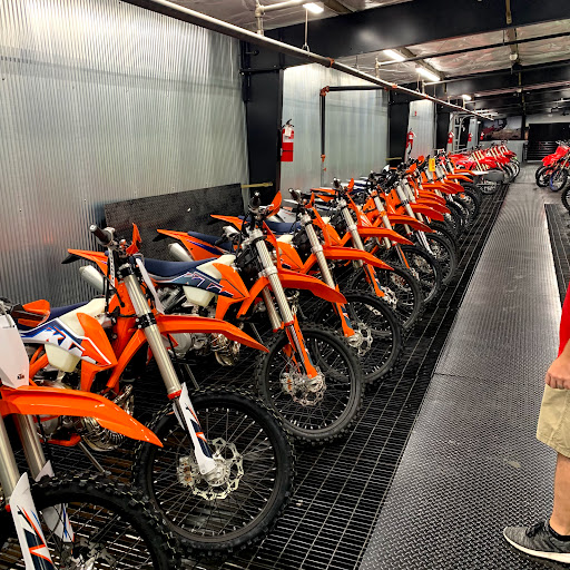 Motorsports Store «Big St. Charles Motorsports», reviews and photos, 3830 W Clay St, St Charles, MO 63301, USA