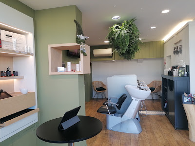LOOK'S - coiffeur Landerneau - salon de coiffure Landerneau - SANS RDV - 6J/7 à Landerneau