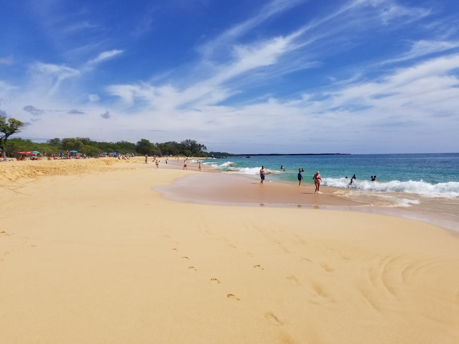Fotografija Makena Plaža z prostorna obala