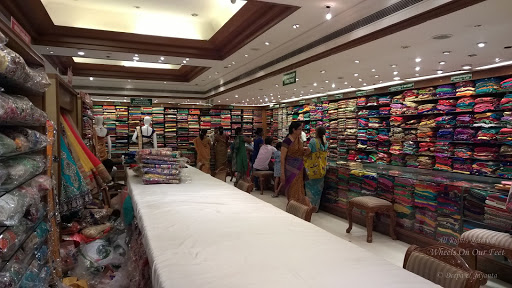 Jiya Fashion - A BRIDAL Store in New Delhi