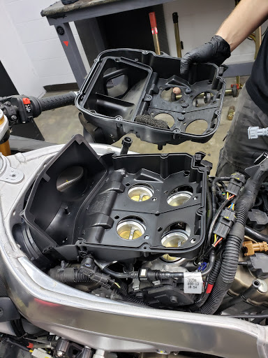 Motorcycle Dealer «Moto Club di Santa Monica», reviews and photos, 2013 Lincoln Blvd, Santa Monica, CA 90405, USA