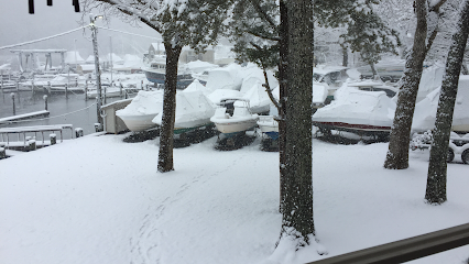 Smith's Marina on the Severn River