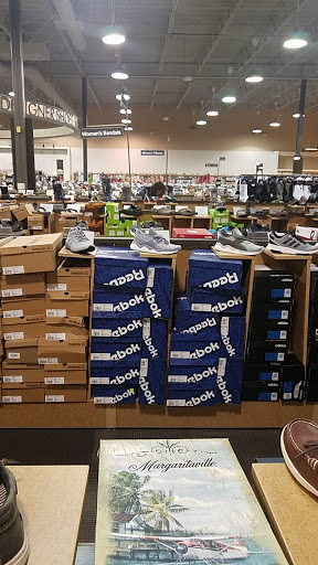 Shoe Store «DSW Designer Shoe Warehouse», reviews and photos, 3665 Washtenaw Ave, Ann Arbor, MI 48104, USA