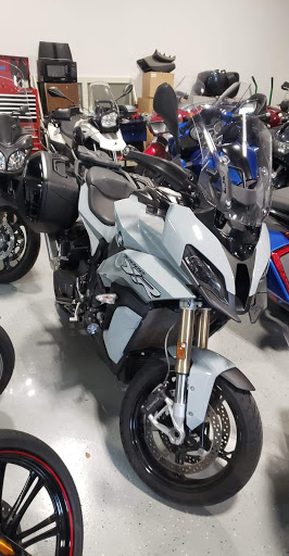 Motorcycle Dealer «Cycle Werks in Barrington», reviews and photos, 126 N Cook St, Barrington, IL 60010, USA