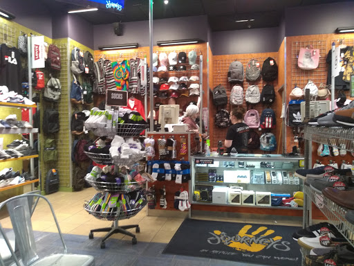 Shoe Store «DSW Designer Shoe Warehouse», reviews and photos, 1 Walden Galleria, Buffalo, NY 14225, USA