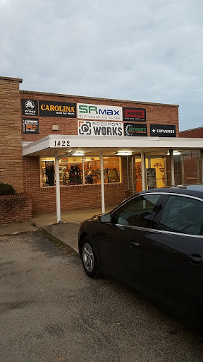 Saf-Gard Safety Shoe Co, 1422 Commerce Rd, Richmond, VA 23224, USA, 