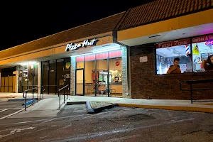 Pizza Hut image