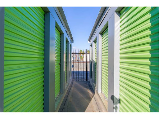 Self-Storage Facility «Extra Space Storage», reviews and photos, 250 N Cota St, Corona, CA 92880, USA