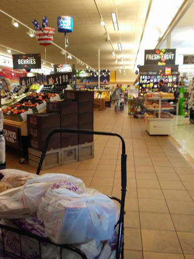 Grocery Store «Super Stop & Shop», reviews and photos, 460 Elm St, West Haven, CT 06516, USA