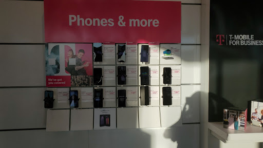 Cell Phone Store «T-Mobile», reviews and photos, 4203 Harrison Blvd, Ogden, UT 84403, USA