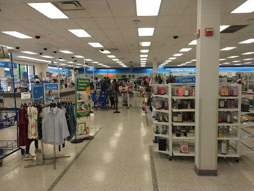 Clothing Store «Ross Dress for Less», reviews and photos, 4501 W Braker Ln, Austin, TX 78759, USA