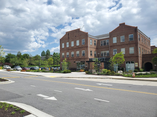 Shopping Mall «Green Spring Station-Shopping», reviews and photos, 10751 Falls Rd, Lutherville, MD 21093, USA