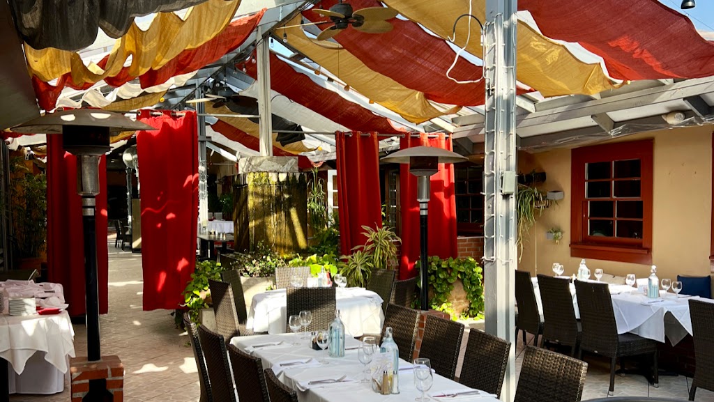 Walter's Restaurant, Bar and Lounge 91711