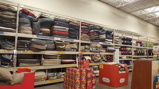 Pet Supply Store «PetSmart», reviews and photos, 3211 Peoples St, Johnson City, TN 37604, USA