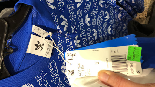 Sporting Goods Store «adidas Outlet Store Woodburn», reviews and photos, 1001 N Arney Rd Ste 400, Woodburn, OR 97071, USA