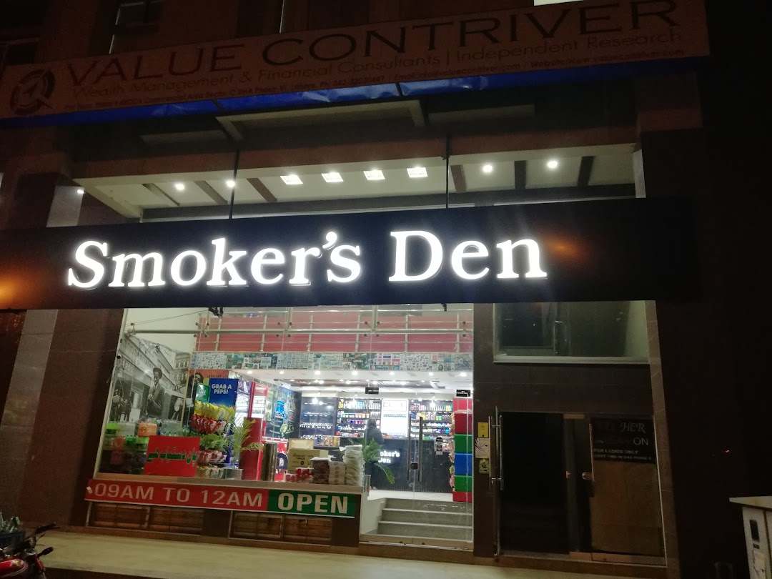Smokers den 88CCA DHA phase 6 Lahore