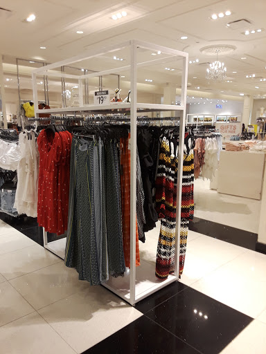 Shopping Mall «Westfield Brandon», reviews and photos, 459 Brandon Town Center Dr, Brandon, FL 33511, USA