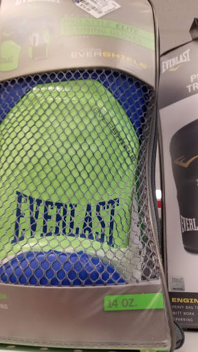 Clothing Store «Ross Dress for Less», reviews and photos, 3425 E Foothill Blvd, Pasadena, CA 91107, USA