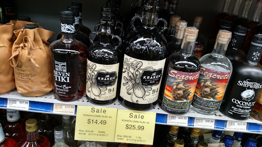 Liquor Store «Montgomery County Liquor & Wine - Potomac», reviews and photos, 10132 River Rd, Potomac, MD 20854, USA