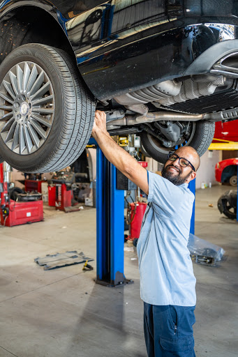 Car Dealer «Diamond II Auto Sales», reviews and photos, 4211 W Colonial Dr, Orlando, FL 32808, USA