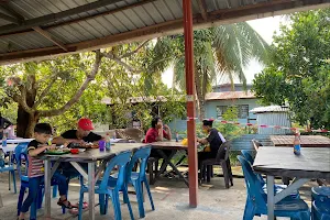 Warung Nina, Hilltop image