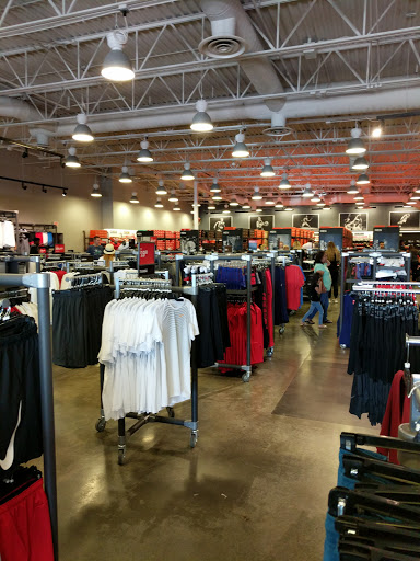 Sporting Goods Store «Nike Factory Store», reviews and photos, 5050 Factory Shops Blvd #905, Castle Rock, CO 80108, USA