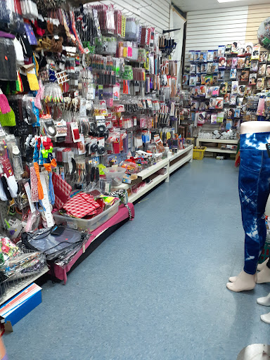 Cosmetics Store «E T Beauty Supply & Wholesale», reviews and photos, 7020 Fair Oaks Ave, Dallas, TX 75231, USA