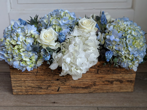 Florist «The Flower Girl», reviews and photos, 108 S 5th St, Middletown, IN 47356, USA