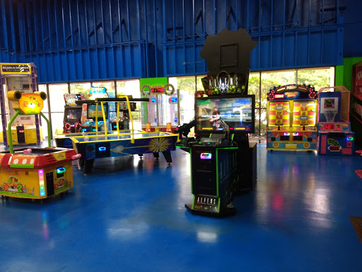 Amusement Center «AirHeads Trampoline Arena Orlando», reviews and photos, 33 W Pineloch Ave, Orlando, FL 32806, USA