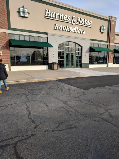 Book Store «Barnes & Noble», reviews and photos, 65 E Marketview Dr, Champaign, IL 61820, USA