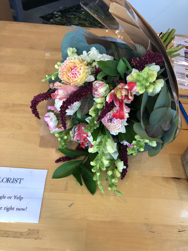 Florist «French Florist», reviews and photos, 8658 W Pico Blvd, Los Angeles, CA 90035, USA