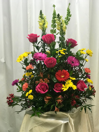 Florist «Roberts Flower Shop», reviews and photos, 423 Castroville Rd, San Antonio, TX 78207, USA